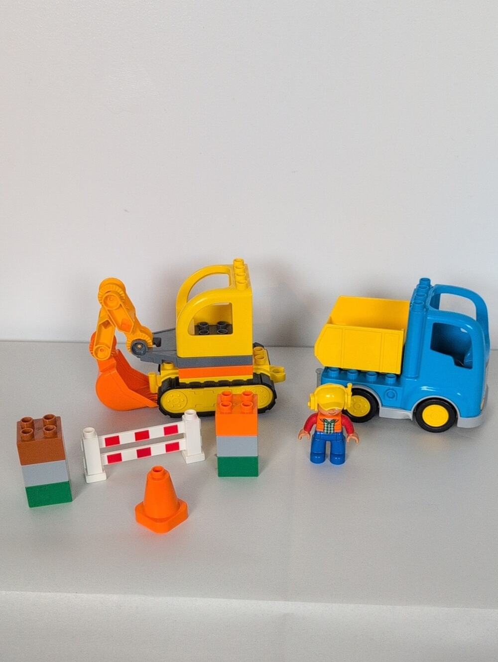 Lego Duplo Truck and Tracked Excavator Set (Incomplete)